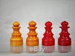 VINTAGE ART DECO BAKELITE CHESS SET K 57 mm AND BOX PLUS SORRENTO CHESS BOARD