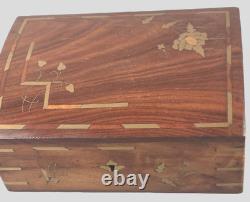 VINTAGE Anglo-Indian WOOD BRASS INLAY FLORAL HINGED DIVIDED JEWELRY TRINKET BOX