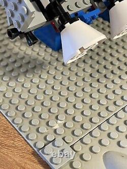 VINTAGE CLASSIC SPACE Lego 6970 Beta-1 Command Base complete with all parts