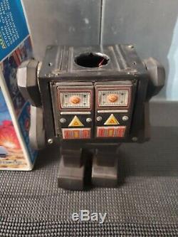 VINTAGE TIN AND PLASTIC TOY ROTO ROBOT SPACE SH BATTERY OPERATED WithBOX JAPAN