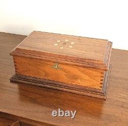 VINTAGE WOODEN BOX SOLID WOOD EXCELLENT CONDITION 70s- MULTIPURPOSE