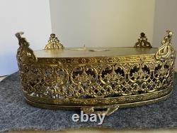 VTG 24 K Gold Plated Keepsake Jewelry Box. Oval Trinket Box