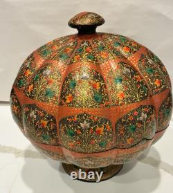 VTG unique handcrafted Kashmiri papier-mâché pumpkin-shaped lidded box