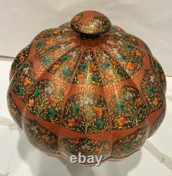 VTG unique handcrafted Kashmiri papier-mâché pumpkin-shaped lidded box