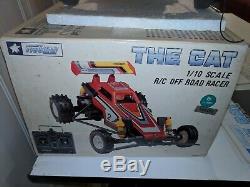 Vintage 110 TRAXXAS the cat buggy w / BOX, 1987, Non running for now! RARE