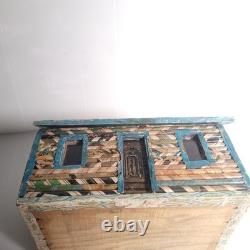 Vintage 1973 Folk Art Log Cabin Wood Box MCM Decoupage Jewelry Chest Tramp Mod