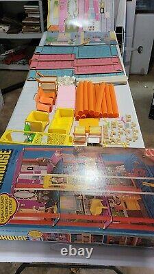 Vintage 1974 Barbie's TOWNHOUSE Jumbo 3 Story Dollhouse BARBIE In Box + Extras