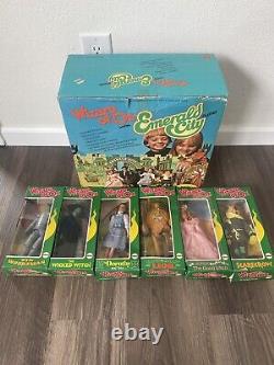 Vintage 1974 Mego Wizard of Oz Emerald City Playset WITH 6 Wizards Of Oz Dolls