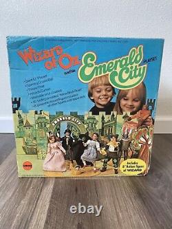 Vintage 1974 Mego Wizard of Oz Emerald City Playset WITH 6 Wizards Of Oz Dolls