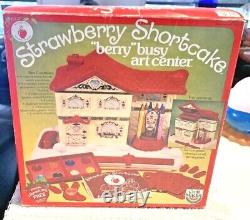 Vintage 1983 Strawberry Shortcake Berry Busy Art Center With Box Incomplete