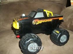 Vintage 1991 Galoob The Animal 4x4 Pickup Monster Truck Power Claw In Box Works