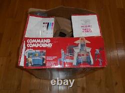 Vintage 1993 Kenner Jurassic Park Command Compound Playset 100% Complete in Box