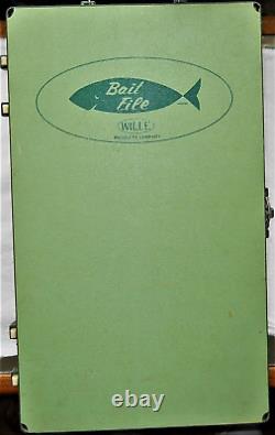 Vintage 6 Panel Wille Products casting trolling spoon bait file box