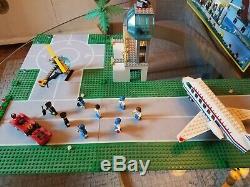 Vintage 6396 Lego International Jetport with Instructions and Box