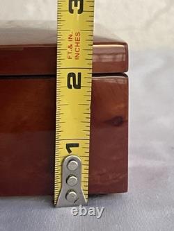 Vintage A. Gargiulo & Jannuzzi Sorrento Italy Inlaid Burl Wood Jewelry Box 7x5