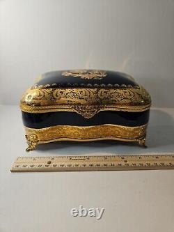 Vintage Antique Lrg Limoges Of France Trinket Box Jewelry Box Golt Gilt Prestige