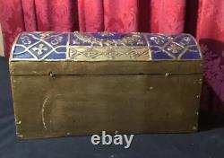 Vintage Antique Victorian Gilt Decorated Dome Top Keepsake Treasure Dresser Box