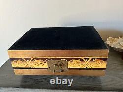 Vintage Box Curved Top Large Sized Curved Lid With Scene On Top