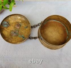 Vintage Brass Royal Jewelry Box With Delicate Carving, Chain, Latch and Handle Z5