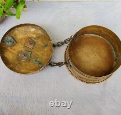 Vintage Brass Royal Jewelry Box With Delicate Carving, Chain, Latch and Handle Z5