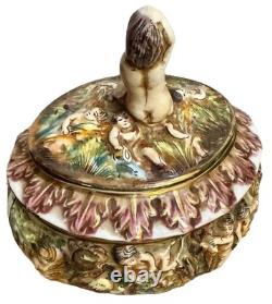 Vintage CAPODIMONTE Italy Cherubs Trinket Box