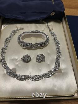 Vintage CROWN TRIFARI Parure Necklace Bracelet Earrings Rhodium Rhinestone Boxed