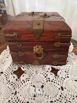Vintage Chinese Jewelry Box
