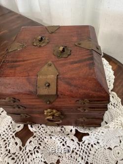Vintage Chinese Jewelry Box