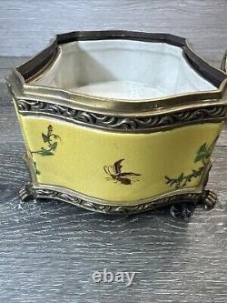 Vintage Chinese Porcelain Trinket Box Jewelry Box Brass Lined Crackled Design