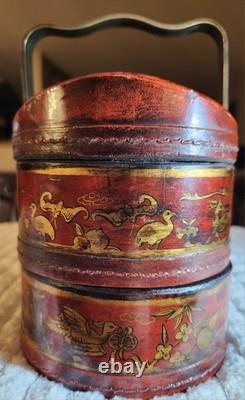 Vintage Chinese stacked lacquer box