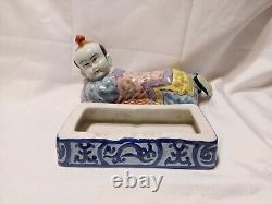 Vintage Chinoiserie Ceramic Embossed Pattern Opium Headrest Pillow Figurine Box