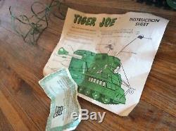 Vintage DELUXE TIGER JOE army TANK & BOX REMOTE CONTROL MOTORIZED toy car