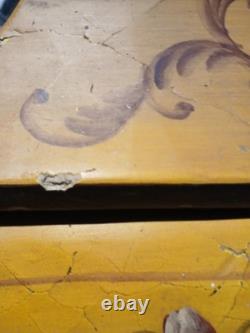 Vintage Decorative Keep Sake Box. Beautifully Hand Painted With Floral Designs