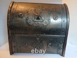 Vintage Decorative Wood Metal RARE Wine Box Made in Germany