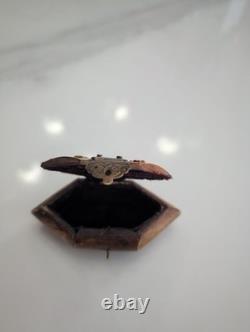 Vintage Diamond-shaped Carved horn Trinket Box