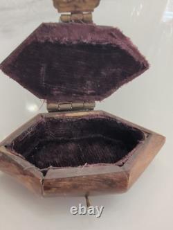 Vintage Diamond-shaped Carved horn Trinket Box
