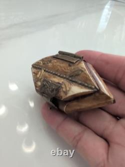 Vintage Diamond-shaped Carved horn Trinket Box