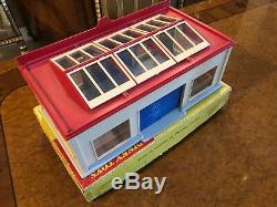 Vintage Dinky Toys Mint with Box Service Station Building No. 785