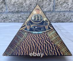Vintage Egyptian Pyramid Wood Trinket Decorative Art Box Lois Stopple 1977 Egypt