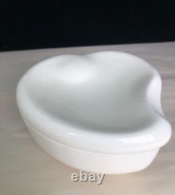 Vintage Elsa Peretti (Bean) for Halston Lidded Heart Shaped Ceramic Powder Box