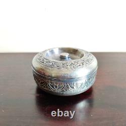 Vintage Floral Art Round Shape Silver Plated Box Decorative Collectible
