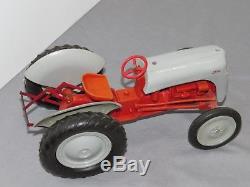 Vintage Ford 8N Farm Toy Tractor Rare Plastic/Metal 112 3 Point Hitch NEW n BOX