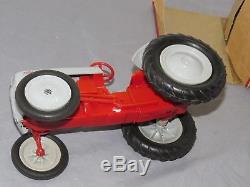 Vintage Ford 8N Farm Toy Tractor Rare Plastic/Metal 112 3 Point Hitch NEW n BOX
