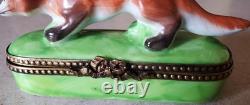 Vintage French LIMOGES Peint Main Fox on Grass Hinged Trinket Pill Box