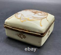 Vintage French trinket box Gold tone metal hinge 1.75H x 3.5W Countryside