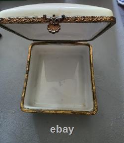 Vintage French trinket box Gold tone metal hinge 1.75H x 3.5W Countryside