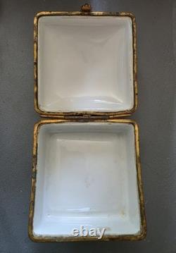 Vintage French trinket box Gold tone metal hinge 1.75H x 3.5W Countryside
