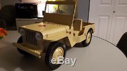 Vintage GI Joe Desert Patrol Adventure Jeep & Accessories 1971 with box