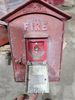 Vintage Gamewell fire alarm Box with key