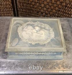 Vintage Genuine Incolay Carved Box